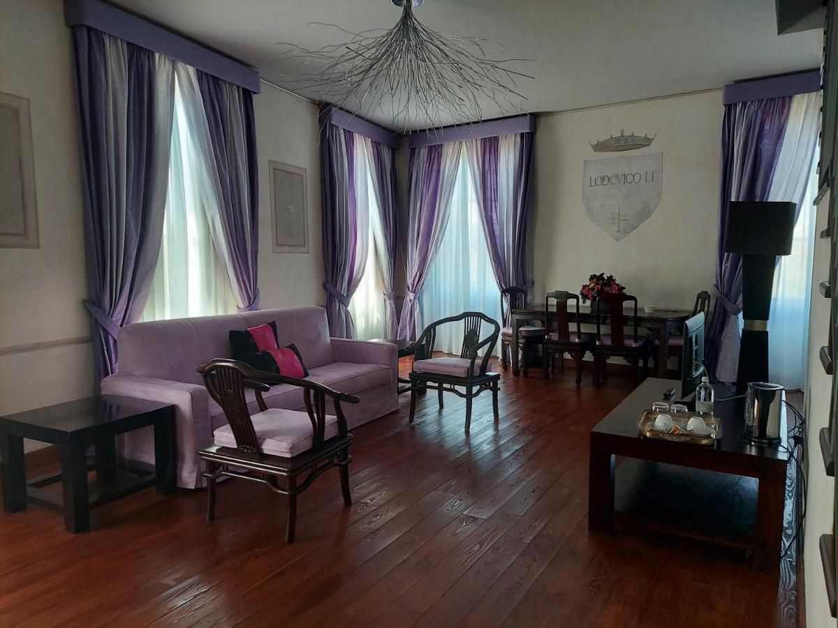 Castello Di Pontebosio Luxury Resort Licciana Nardi Екстериор снимка