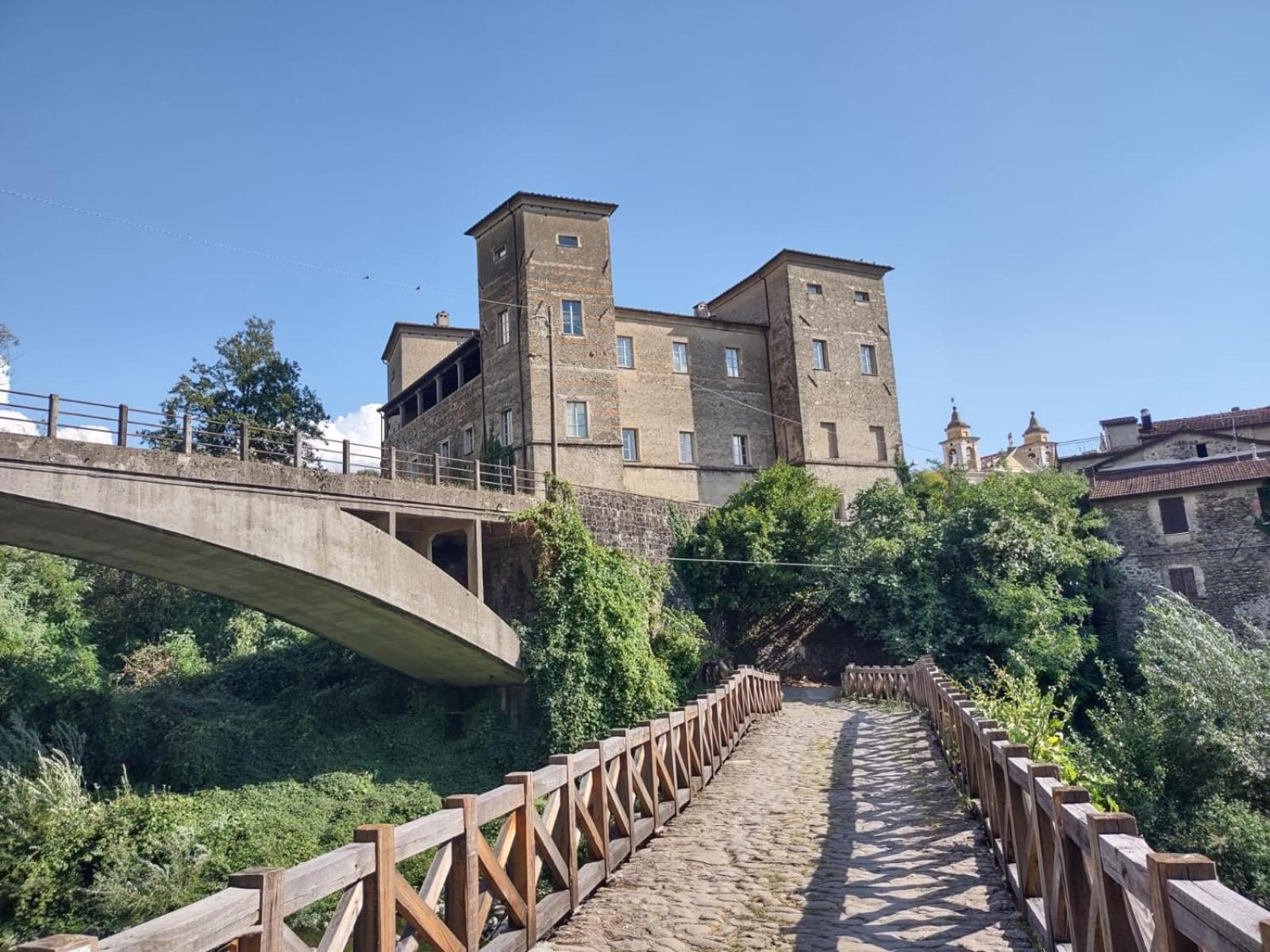 Castello Di Pontebosio Luxury Resort Licciana Nardi Екстериор снимка
